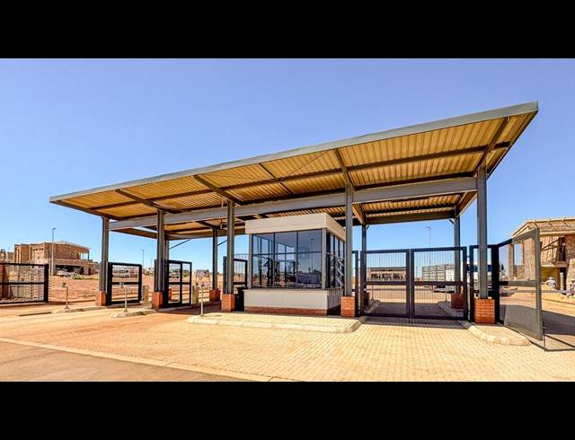 4 BEDROOM HOUSE FOR SALE IN FOUNTAINBROOK ESTATE